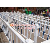 供應(yīng)道路隔離欄加工、河道橋梁護(hù)欄特點(diǎn)、草坪綠化護(hù)欄廠家直銷