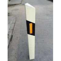 北京玻璃鋼標志桿安裝廠家多少錢一米價格合理