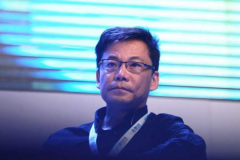 李國慶通過微博發(fā)布當(dāng)當(dāng)網(wǎng)人事調(diào)整公告 律師：蓋章不一定有效